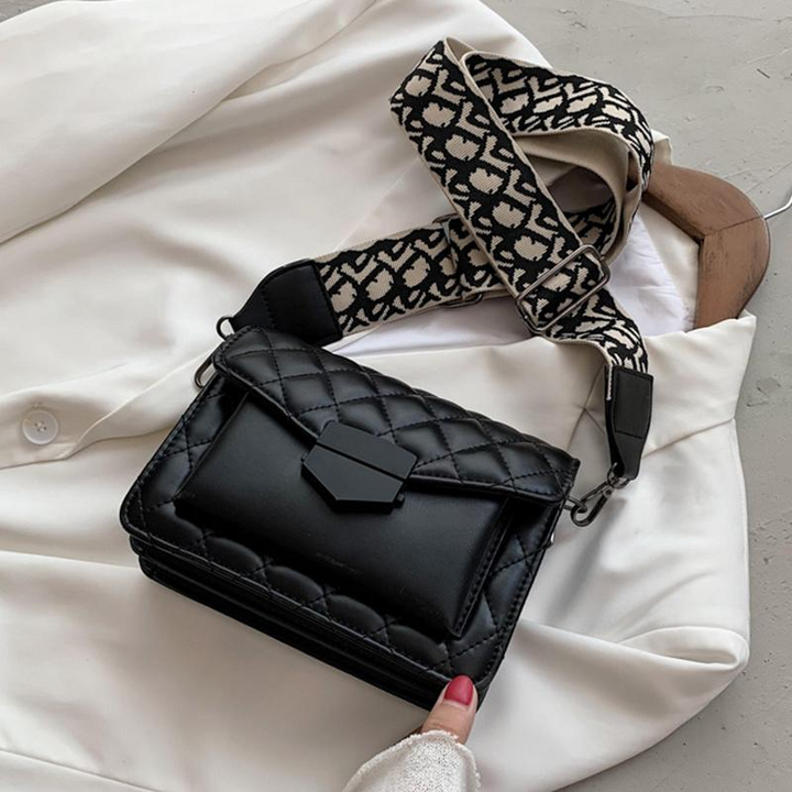 Luxury Shoulder Handbag | Chic Design | Perfect for Everyday Use | Premium Quality Material