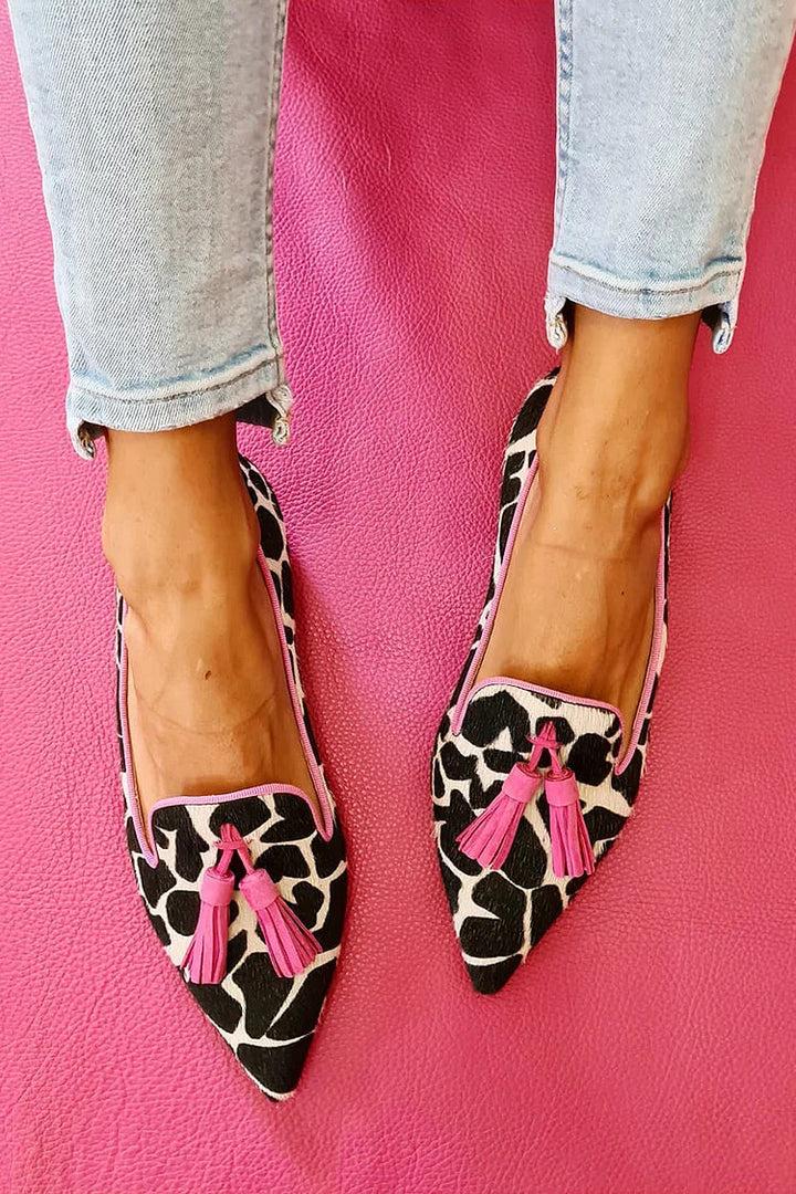 Pointed Loafers | Elegant Tassel Detail | Comfortable Fit for All-Day Wear | Classic Leather Style