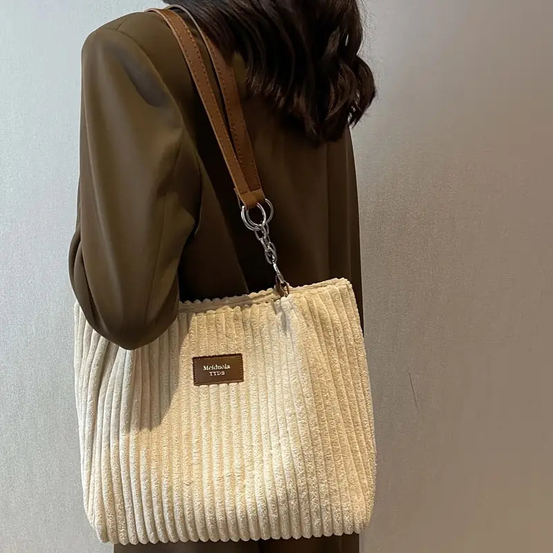 Ribbed Bag | Soft Texture | Chic Metal Chain Accent | Versatile Everyday Style