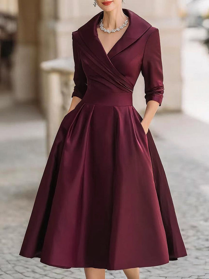 Vintage Swing Dress | Elegant Black Design | Flattering Fit for All Occasions | Classic Retro Style