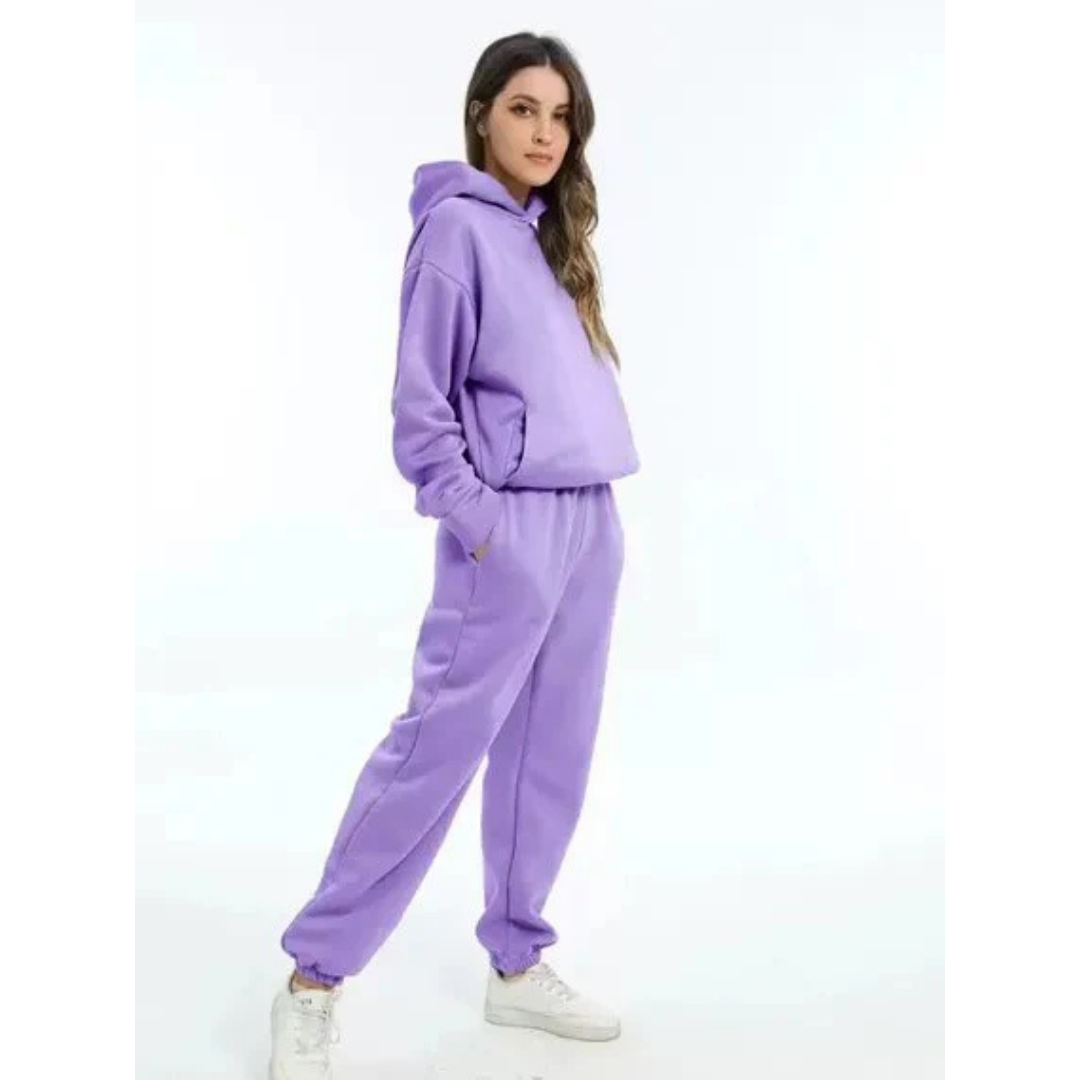 Oversized Training Set for Women | Comfortable Two-Piece Design | Perfect for Casual Wear | Soft and Breathable Fabric