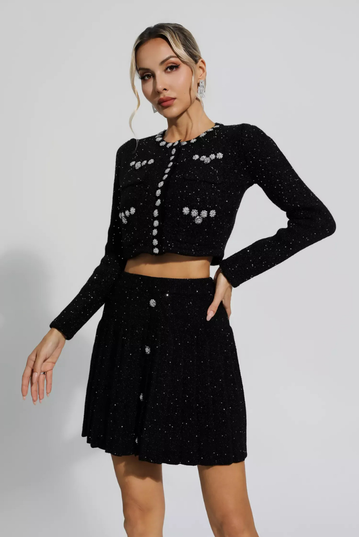 Mini Set | Elegant Black Design | Perfect for Any Occasion | Versatile and Chic Style