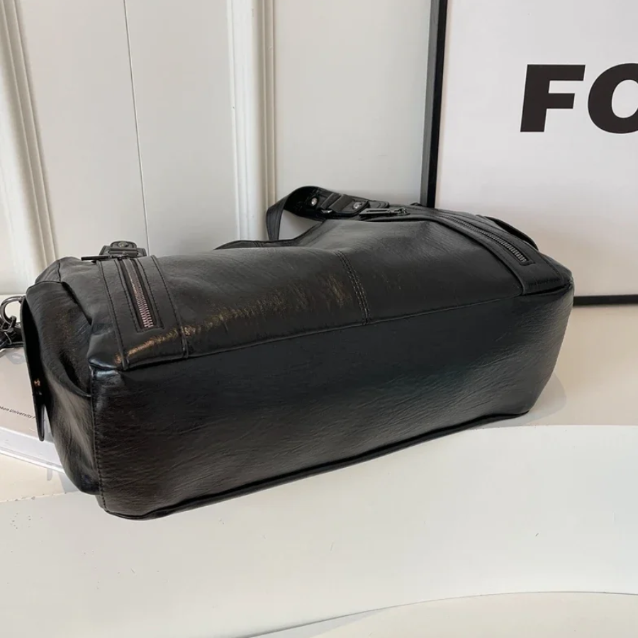 Shoulder Bag | Elegant Design | Perfect for Everyday Use | Versatile and Chic Style