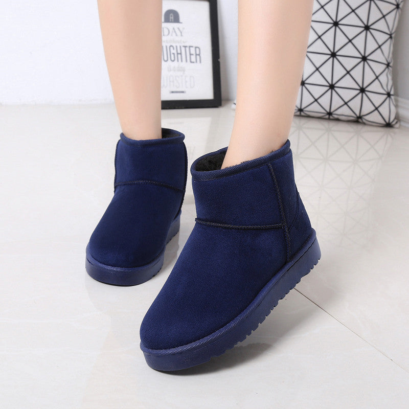 Women's winter snow boots with faux fur style
