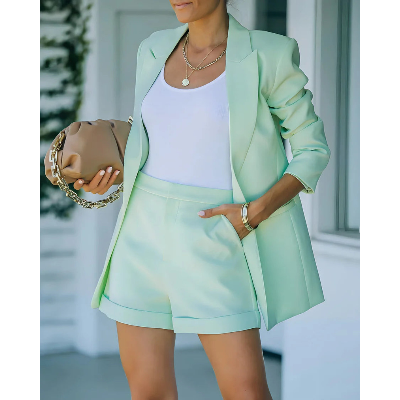 Two-Piece Blazer Set for Women | Casual Chic Design | Perfect for Work or Weekend | Soft and Comfortable Fabric
