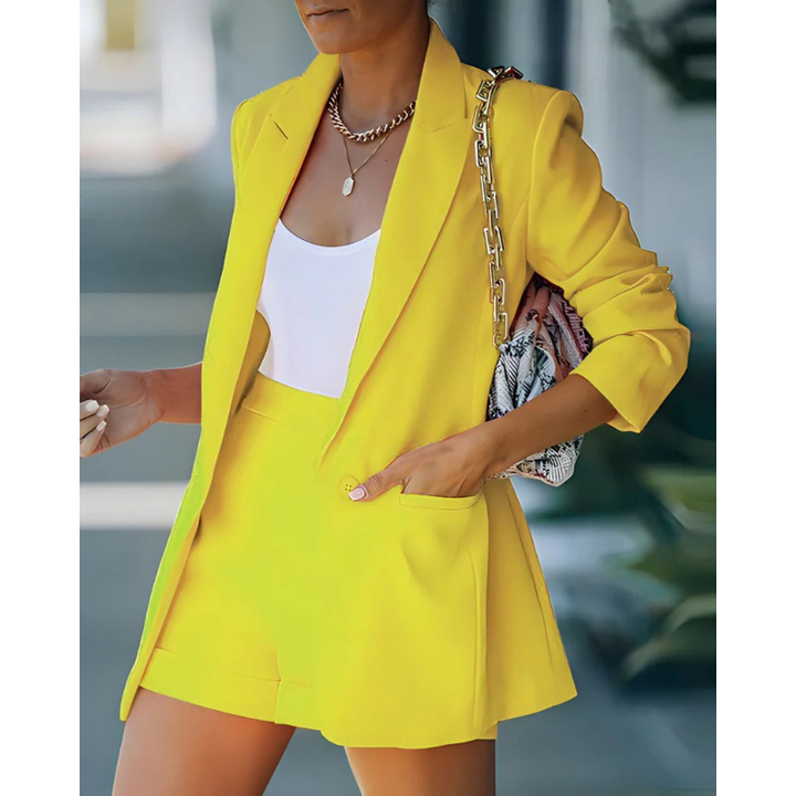 Two-Piece Blazer Set for Women | Casual Chic Design | Perfect for Work or Weekend | Soft and Comfortable Fabric
