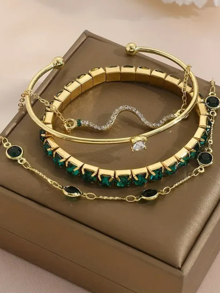 Evergreen Bracelet Set | Elegant Design | Perfect for Layering | Durable and Versatile Accessories