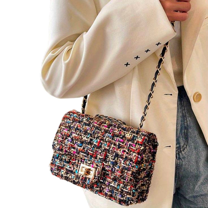 Shoulder Bag | Elegant Design | Perfect for Everyday Use | Chic and Versatile Style