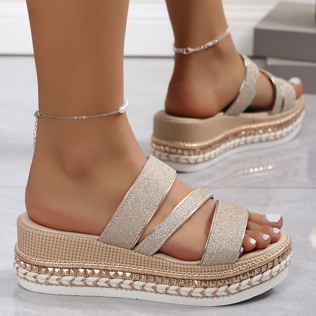 Cozy Sandals | Spring Color Design | Comfortable and Lightweight Footwear | Perfect for Casual Outings