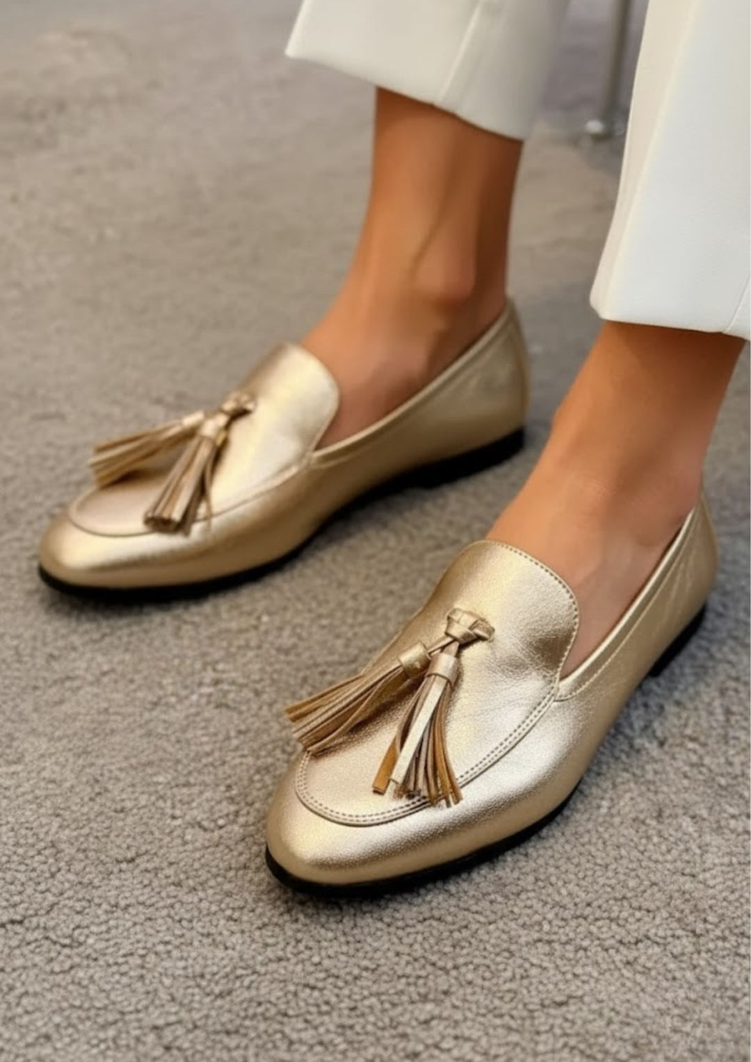 Moccasin Shoes | Elegant Tassels | Comfortable Fit | Gold Leather Style