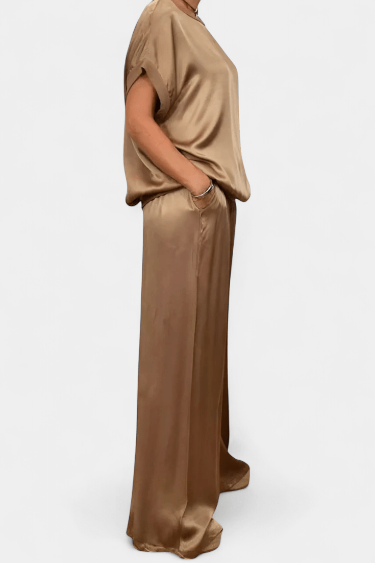 Blasa Set | Elegant Design | Perfect for Any Occasion | Soft, Comfortable Fabric