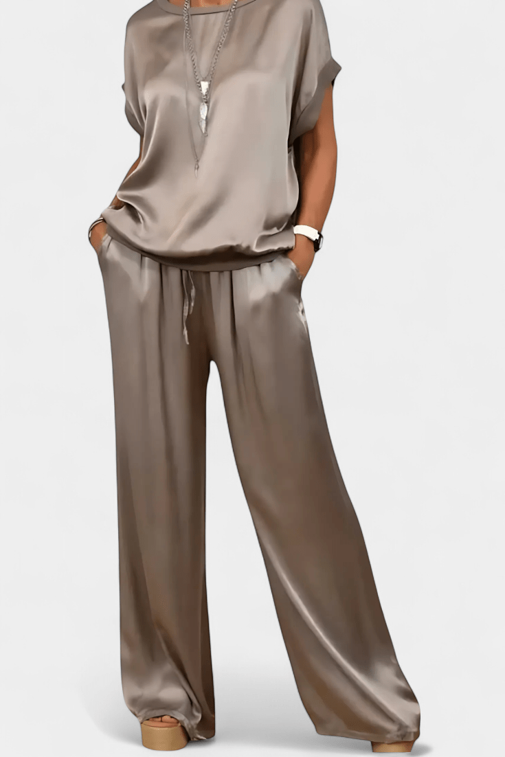 Blasa Set | Elegant Design | Perfect for Any Occasion | Soft, Comfortable Fabric
