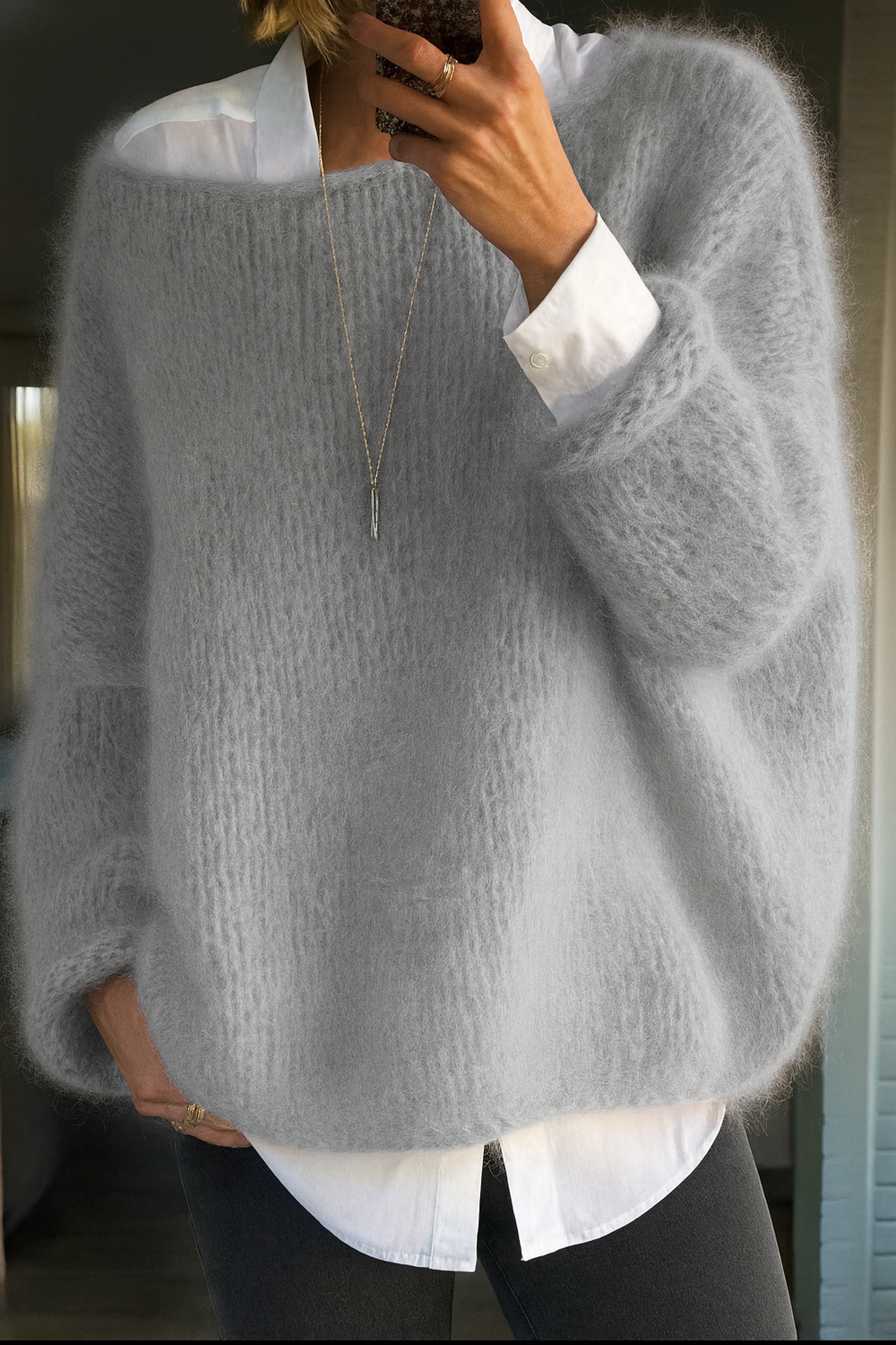 Women's modern fit pullover sweater in pink