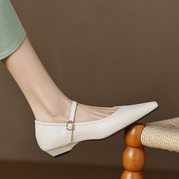 Flat Sandals | Comfortable Everyday Wear | Versatile Design for Any Occasion | Durable and Lightweight Material