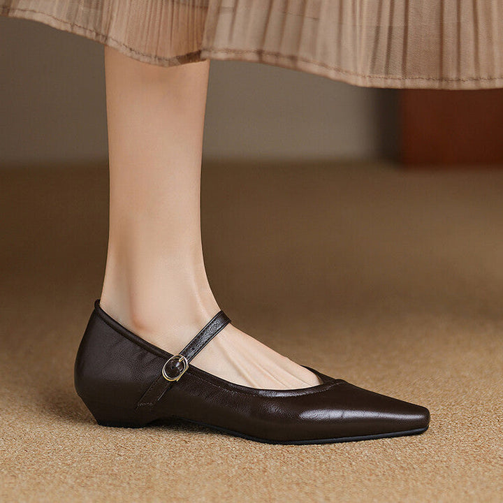 Flat Sandals | Comfortable Everyday Wear | Versatile Design for Any Occasion | Durable and Lightweight Material