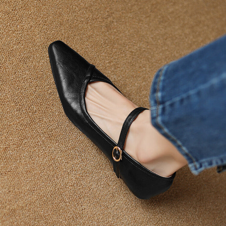 Flat Sandals | Comfortable Everyday Wear | Versatile Design for Any Occasion | Durable and Lightweight Material
