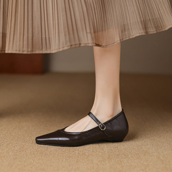 Flat Sandals | Comfortable Everyday Wear | Versatile Design for Any Occasion | Durable and Lightweight Material