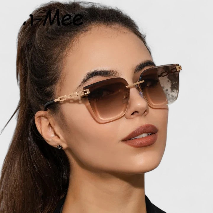 Sunglasses | Sophisticated Design | UV Protection | Stylish and Durable Frame