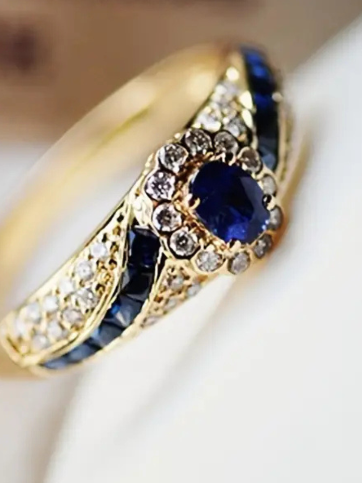 Sandy Sapphire Ring | Stunning Blue Gemstone | Elegant Design | Sterling Silver Setting