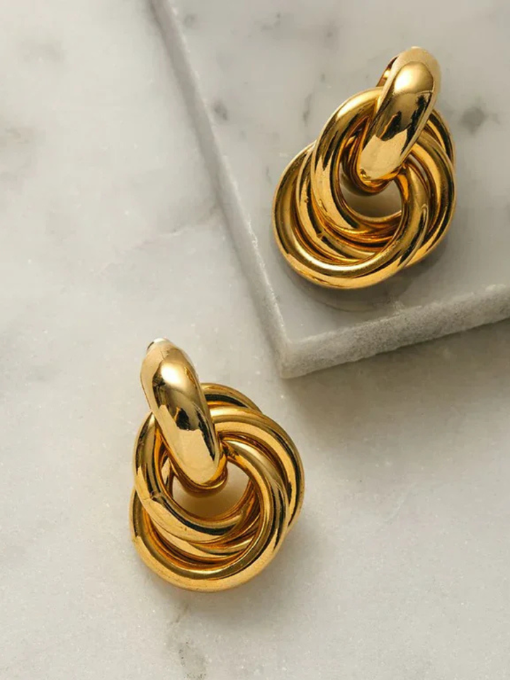 Interlocking Earrings | Elegant Design | Perfect for Any Occasion | Crafted from High-Quality Materials