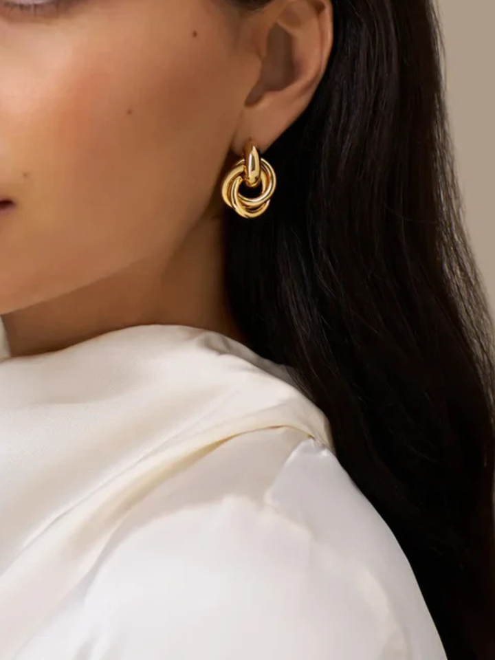 Interlocking Earrings | Elegant Design | Perfect for Any Occasion | Crafted from High-Quality Materials