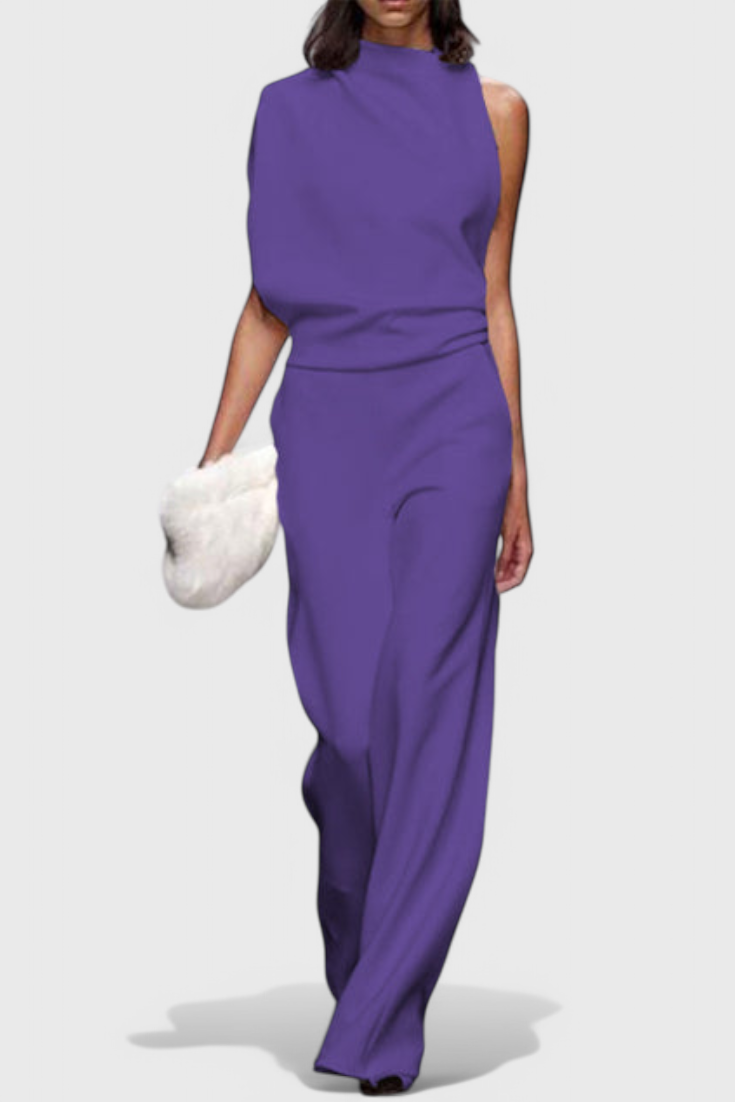 Wide-Leg Fluid Jumpsuit | Flattering Silhouette | Effortless Style | Perfect for Any Occasion