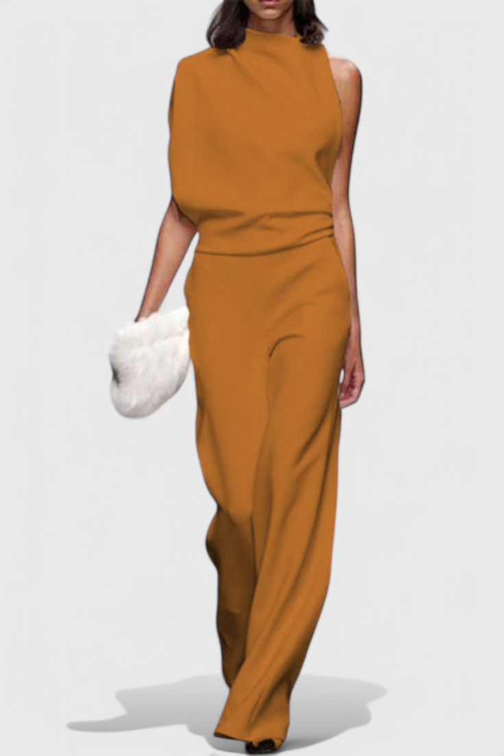 Wide-Leg Fluid Jumpsuit | Flattering Silhouette | Effortless Style | Perfect for Any Occasion