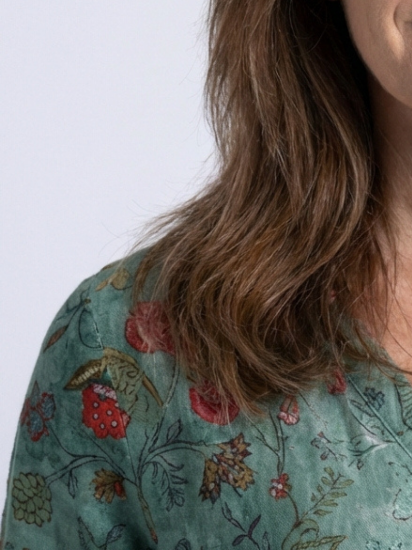 Maxi Dress | Floral V-Neck Design | Elegant and Comfortable Fit | Perfect for Special Occasions