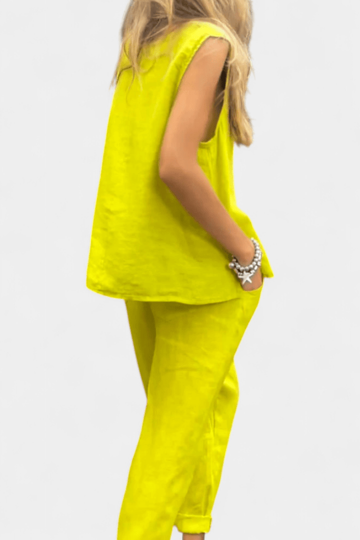 Leo Set | Comfortable and Versatile Outfit | Perfect for Casual or Dressy Occasions | Soft Cotton Blend