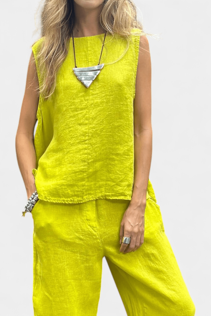Leo Set | Comfortable and Versatile Outfit | Perfect for Casual or Dressy Occasions | Soft Cotton Blend