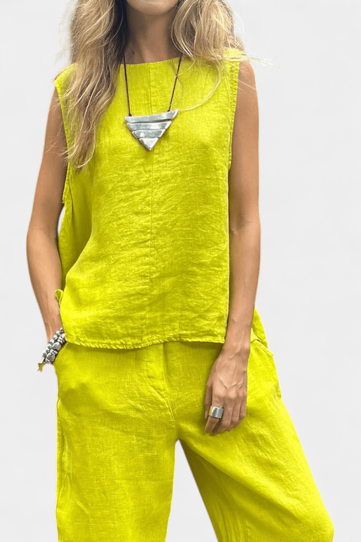 Leo Set | Comfortable and Versatile Outfit | Perfect for Casual or Dressy Occasions | Soft Cotton Blend