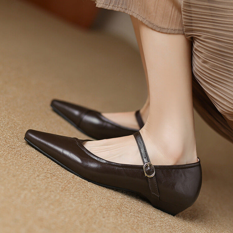 Flat Sandals | Comfortable Everyday Wear | Versatile Design for Any Occasion | Durable and Lightweight Material