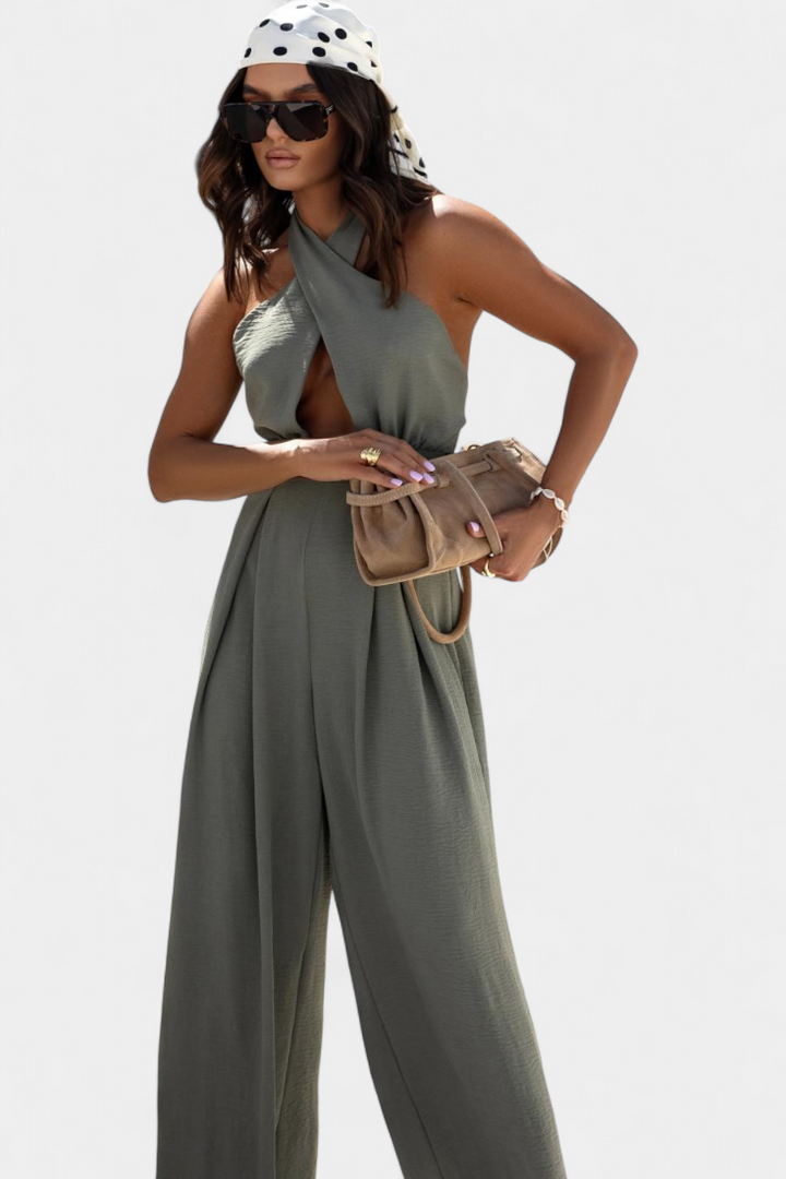 Wide-Leg Halter Jumpsuit | Backless Design | Effortless Chic Style | Perfect for Parties and Events