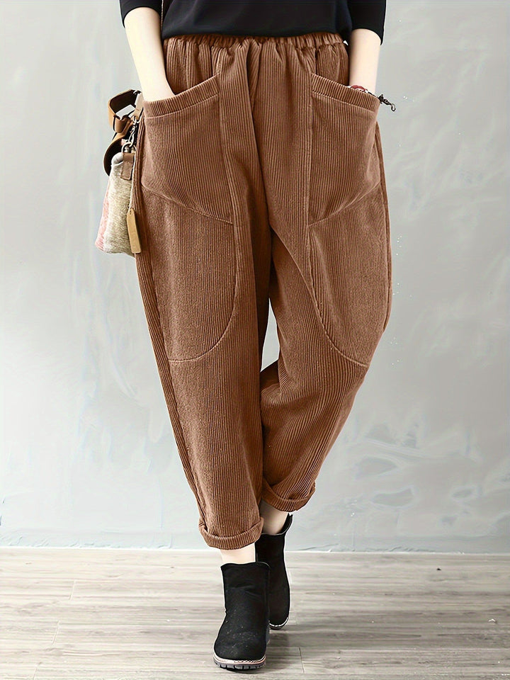 Loose-fit women's corduroy pants | With pockets