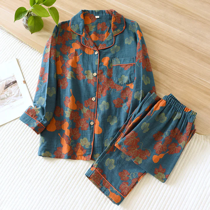 Two-piece floral print pajama set for women | Modern