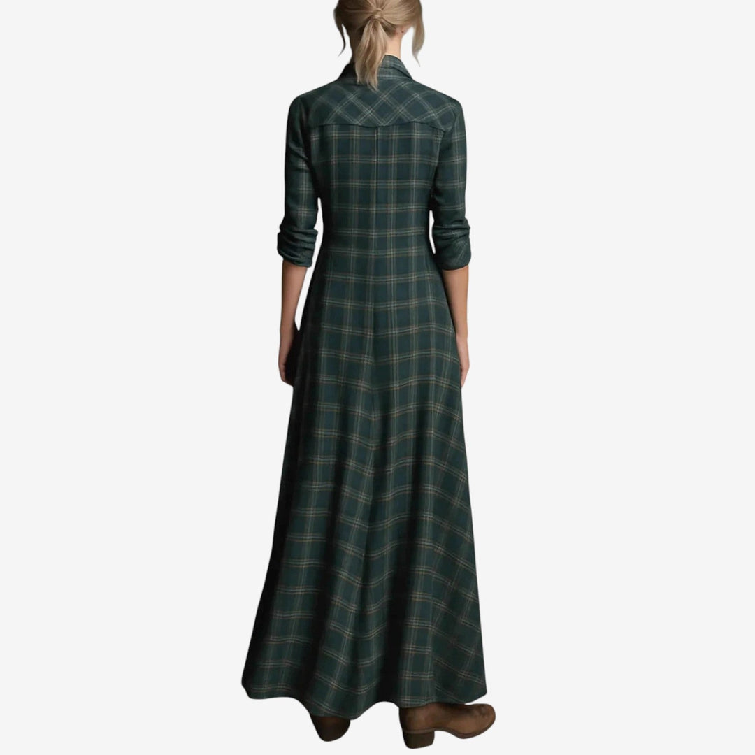 Minimalist Dress | Elegant Collared Design | Perfect for Any Occasion | Lightweight Fabric