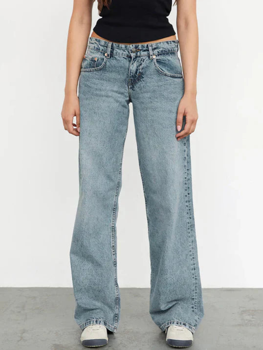 Baggy Mom Jeans for Women | Comfortable Low Waist Fit | Versatile Casual Style | Classic Denim Material