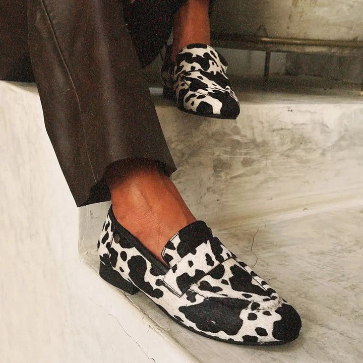 Animal Print Loafers | Elegant Design | Comfortable Fit | Perfect for Casual or Dressy Outfits