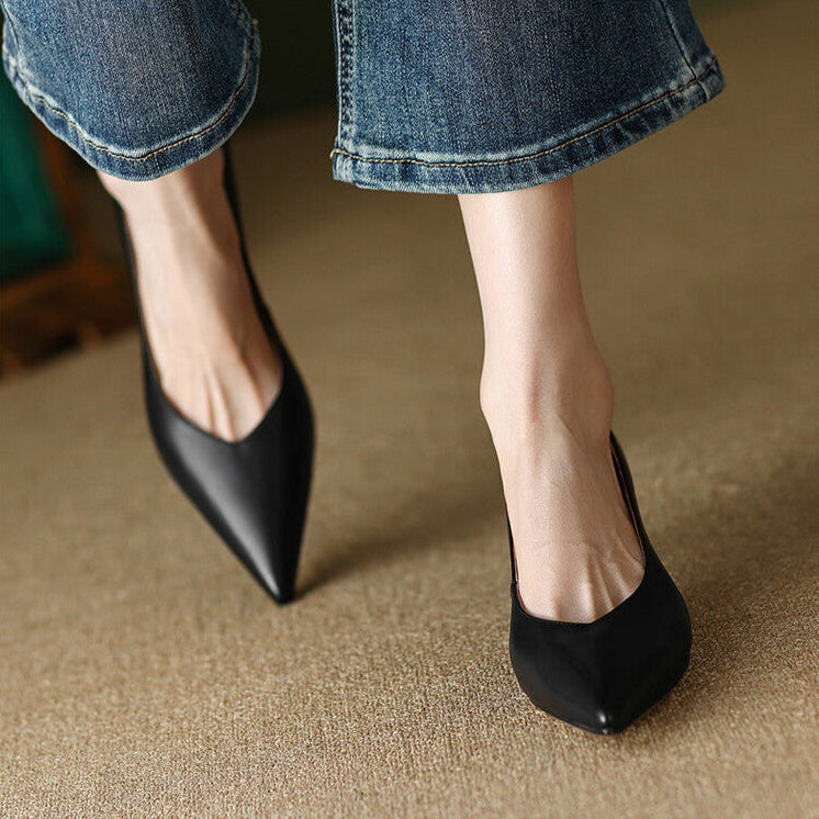 Gerda™| Elegant Pumps