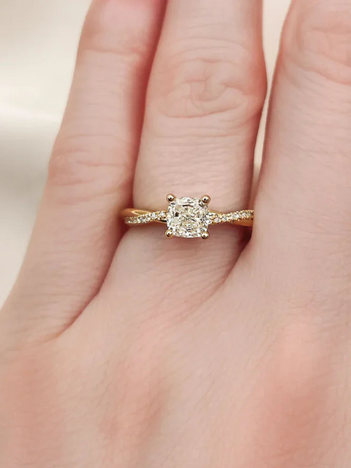 Twist Ring | Elegant Design | Perfect for Everyday Wear | Sterling Silver