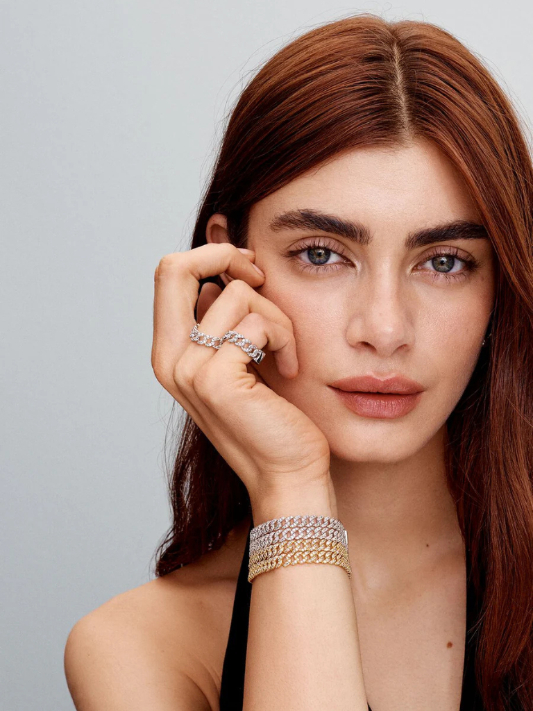 Pavé Link Bracelet | Elegant Design | Dazzling Sparkle | Durable Metal Construction