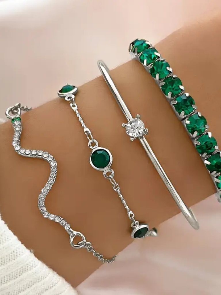Evergreen Bracelet Set | Elegant Design | Perfect for Layering | Durable and Versatile Accessories