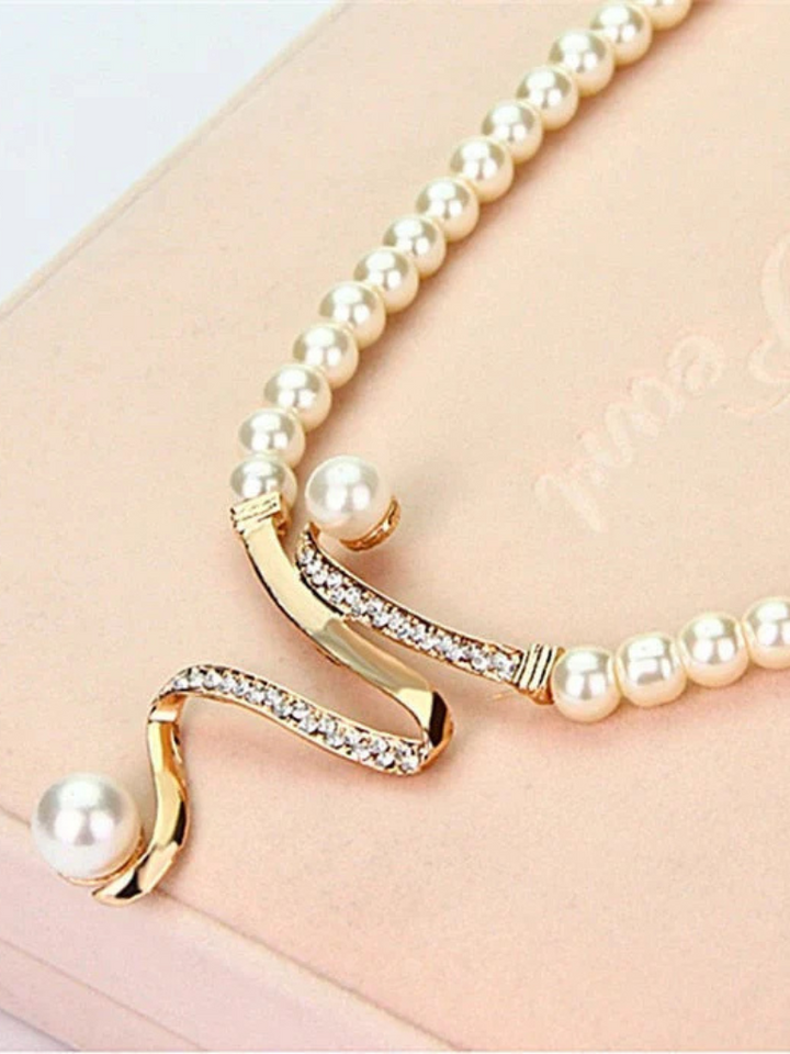 Pearl Jewelry Set | Elegant Design | Perfect for Special Occasions | Classic White Pearls