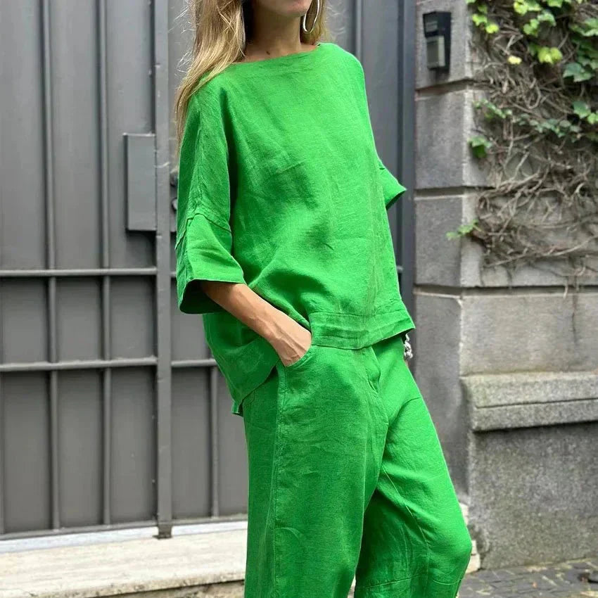 Two-Piece Women's Set | Casual Comfort | Perfect for Everyday Wear | Soft Fabric
