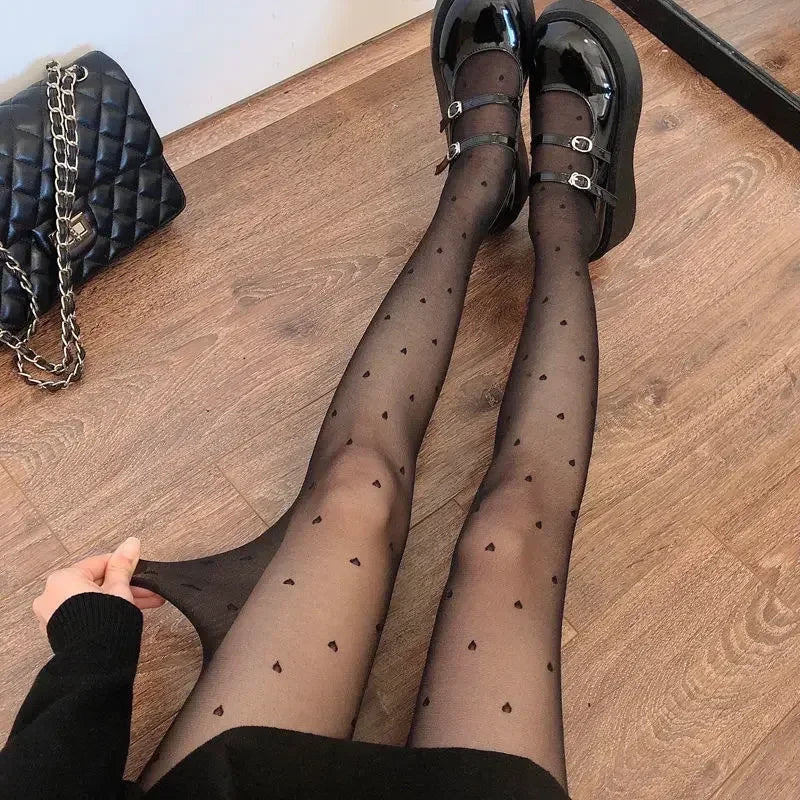 Thigh-high tights for women | With patterned design