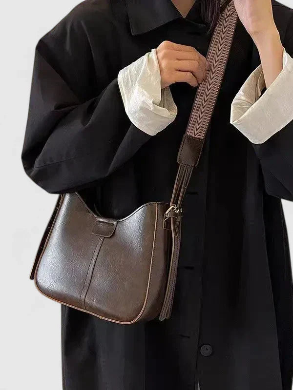 Shoulder Bag | Elegant Design | Perfect for Everyday Use | Versatile Style