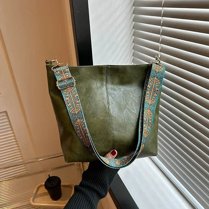Classic Shoulder Bag | Adjustable Strap for Versatility | Chic Everyday Accessory | Durable Material