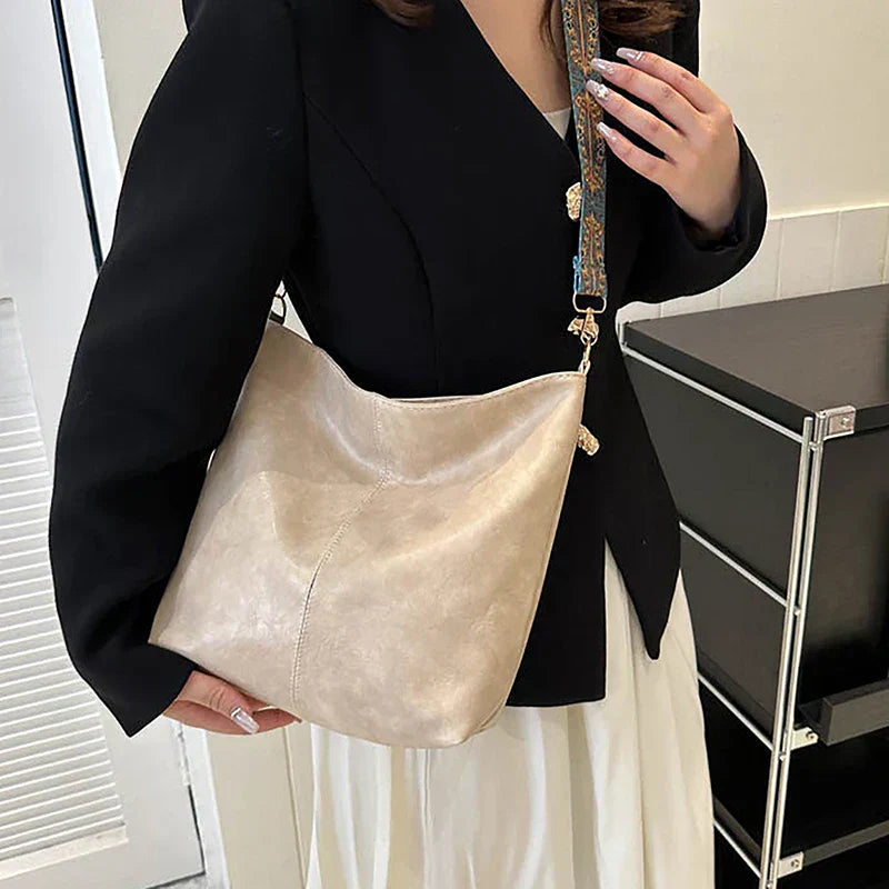 Classic Shoulder Bag | Adjustable Strap for Versatility | Chic Everyday Accessory | Durable Material