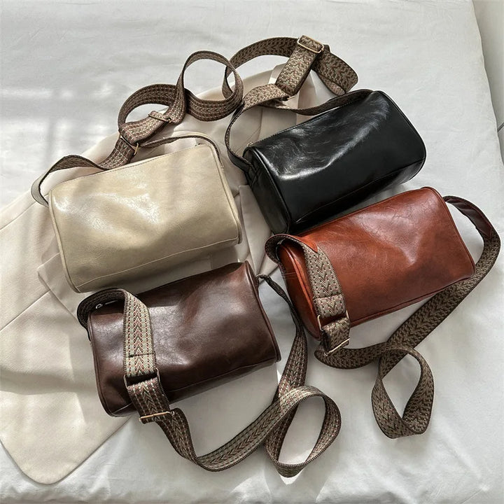 Shoulder Bag | Modern Strap Design | Versatile for Everyday Use | Chic and Functional Style