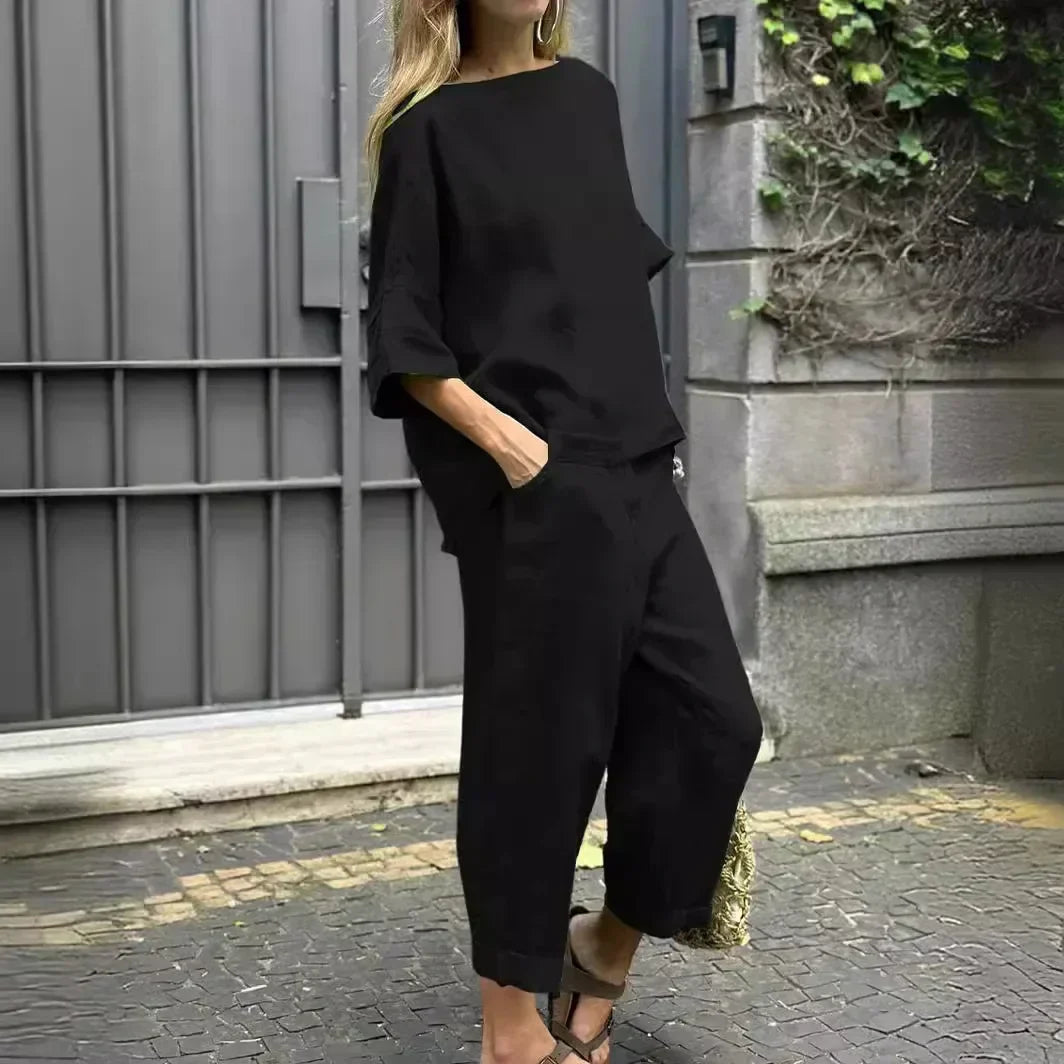 Two-Piece Women's Set | Casual Comfort | Perfect for Everyday Wear | Soft Fabric